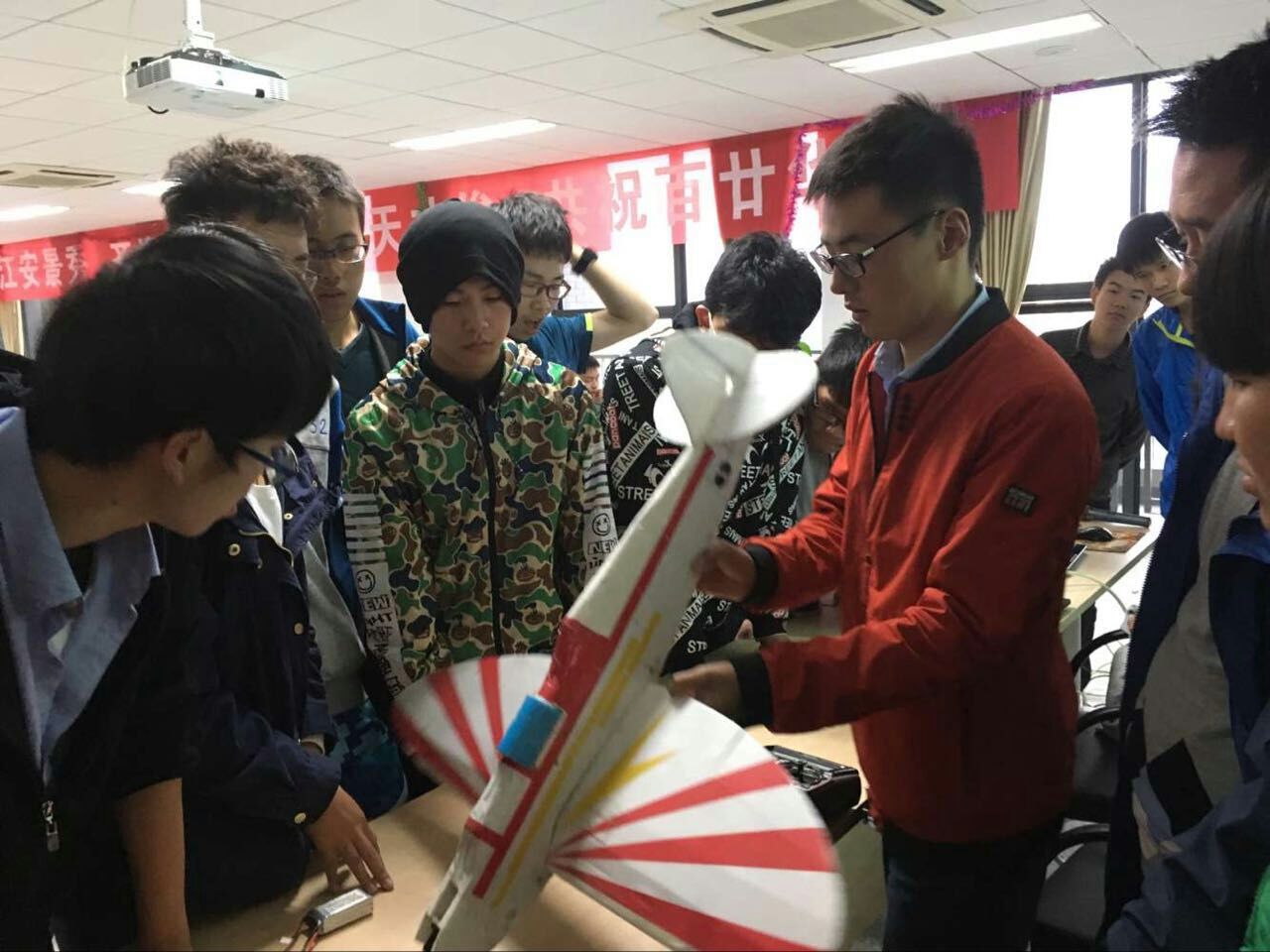 空天2.jpg 空天2.jpg