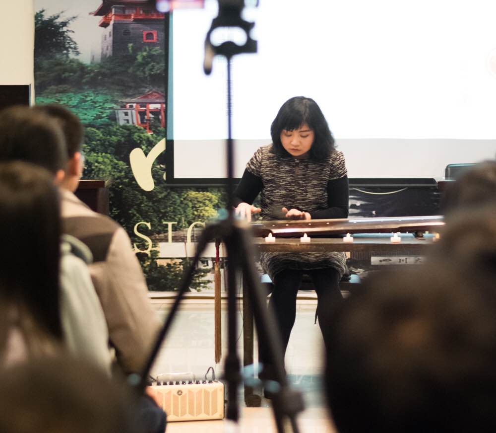E:\文档\工作\四川大学古琴社\2016年11月25日 川大博物馆文化科普讲座之“晓韵谈琴”第四讲 ——《流水》赏析\照片\mmexport1480141089265.jpg E:\文档\工作\四川大学古琴社\2016年11月25日 川大博物馆文化科普讲座之“晓韵谈琴”第四讲 ——《流水》赏析\照片\mmexport1480141089265.jpg